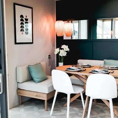 캠프장 Mobil Homes