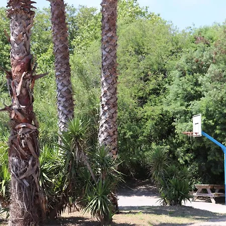 مكان تخييم Mobil Homes